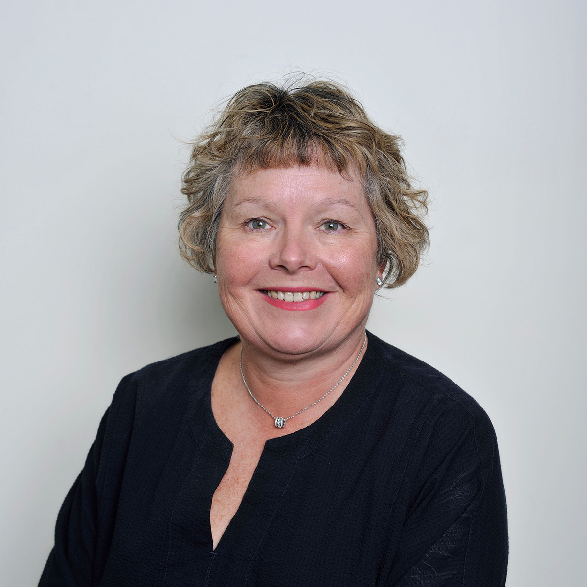 _0019_fiona – finance